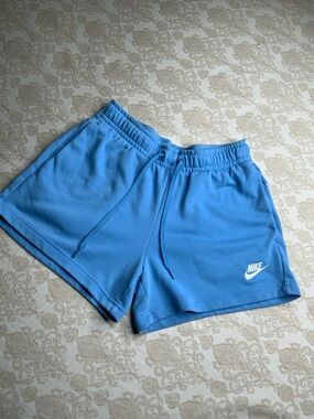 Nike Sportswear Club Fleece Shorts Women’s Small Baby Blue Drawstring